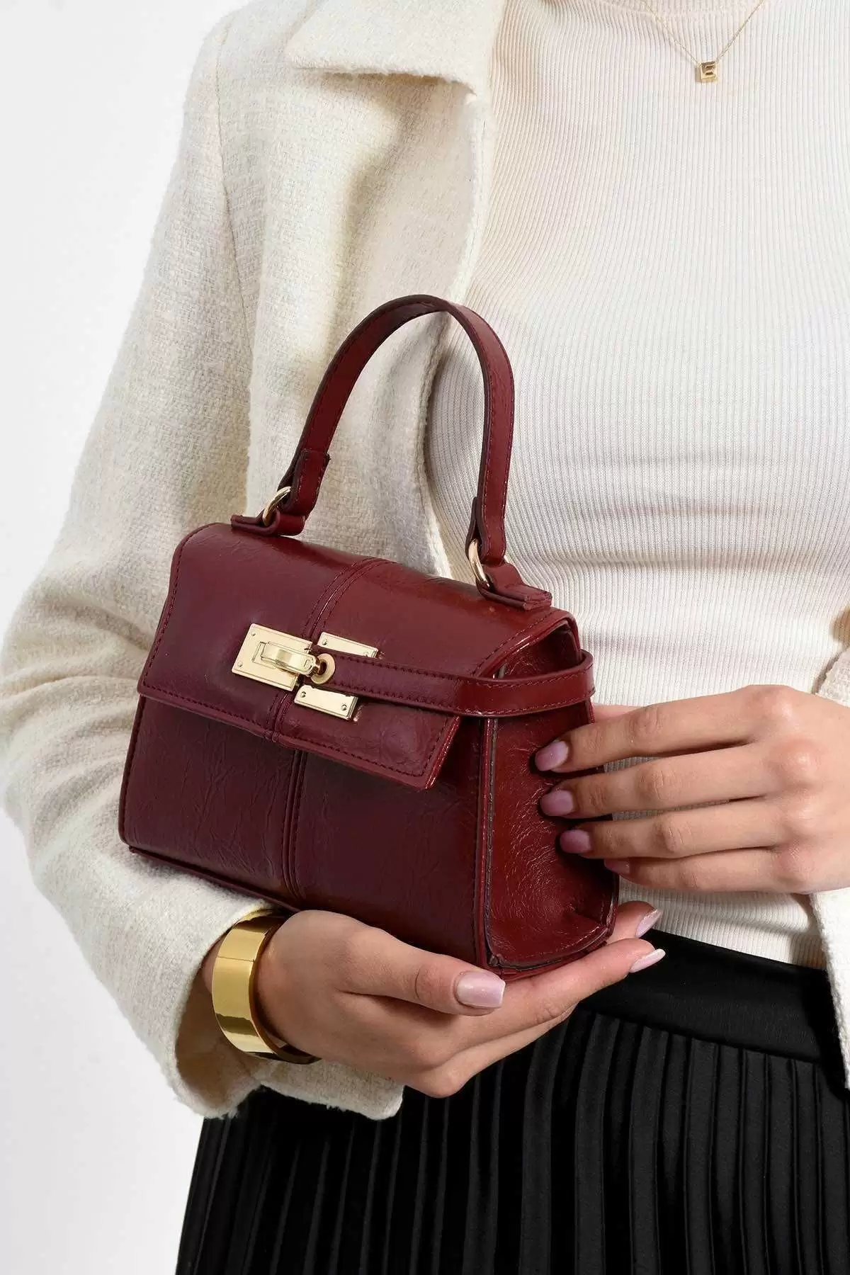 Pisa Bordo Kadın Mini Tasarım Kilit Detaylı Çapraz Çanta