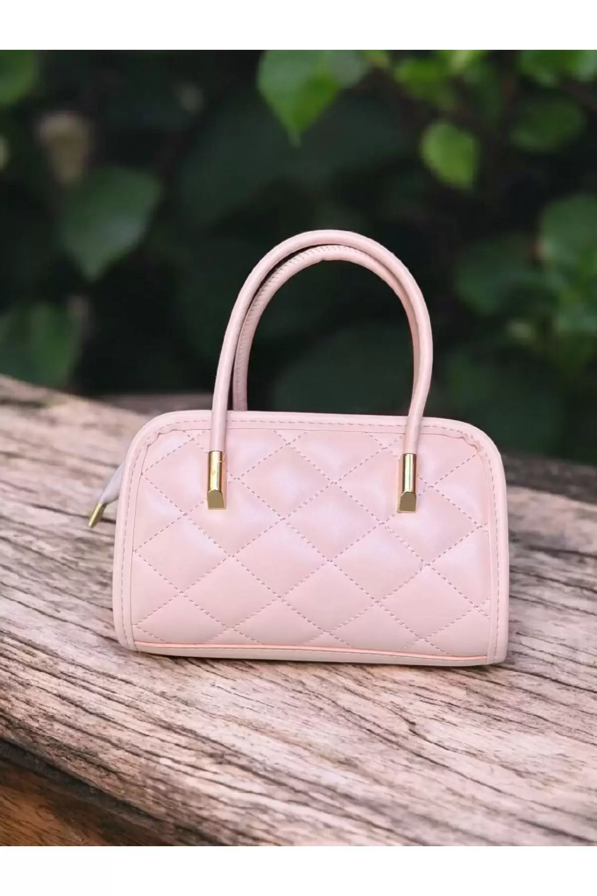 Luna Pembe Dikiş Aksesuarlı Çapraz Askılı Kadın Omuz Çantası