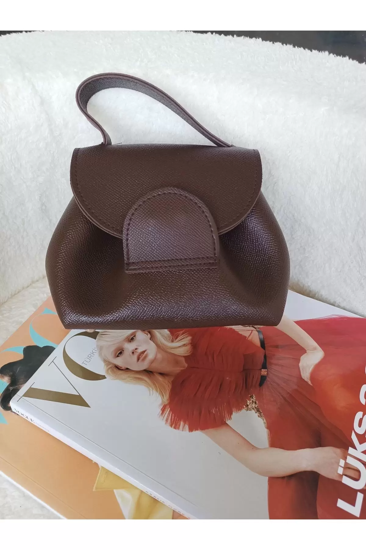 Sole Kahverengi Büzgü Detaylı Kapaklı Pinterest Model Kadın Omuz Çantası