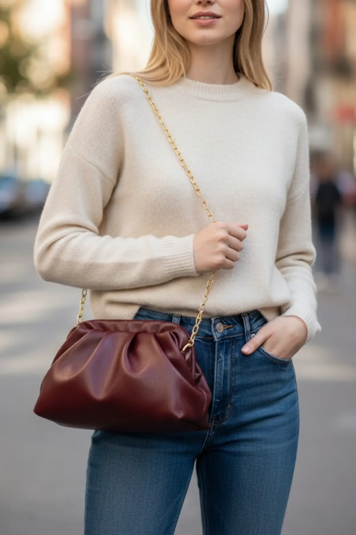 Amara Bordo Vegan Deri Burs Kapamalı Zincir Askılı Kadın El Ve Omuz Çantası