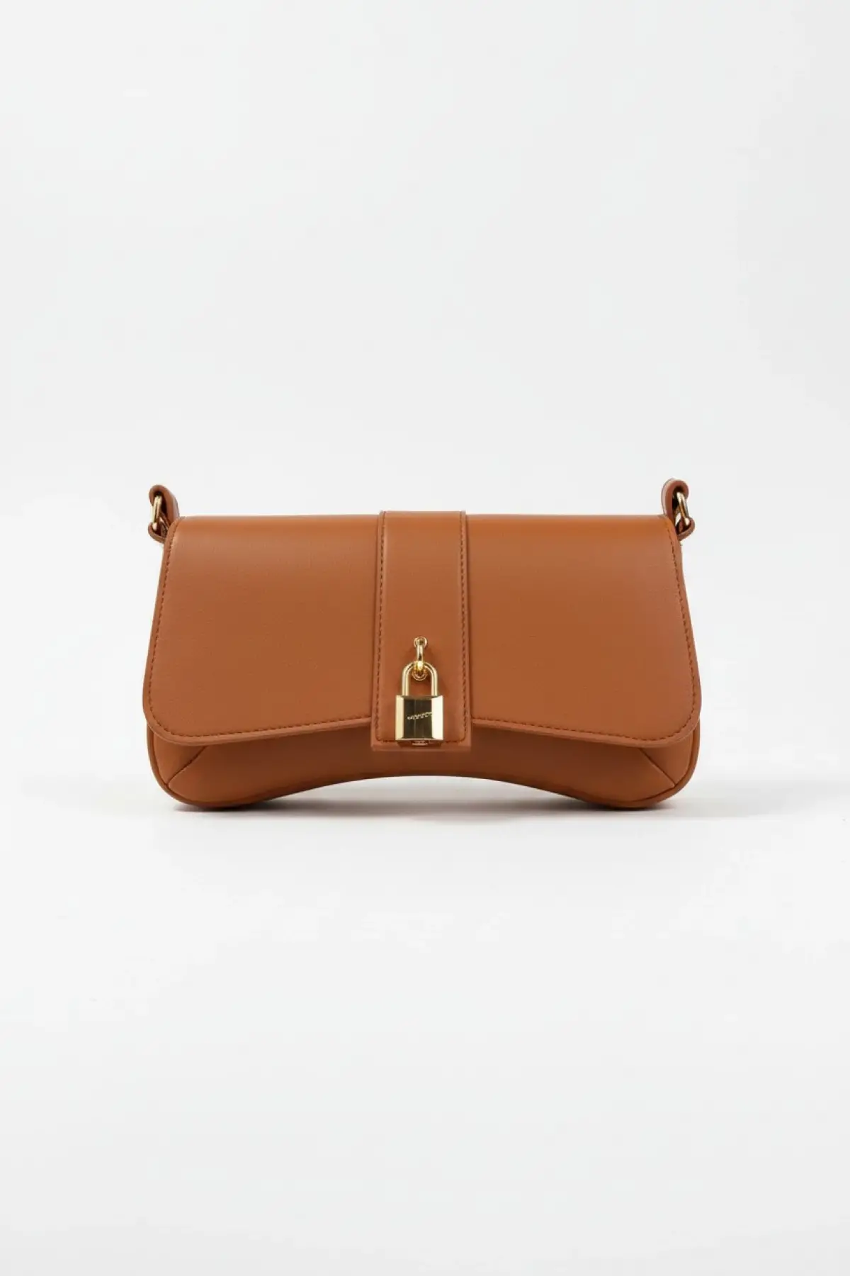 Sahra Önden Kilit Aksesuarlı Asimetrik Taba Cilt Kadın Omuz Çantası