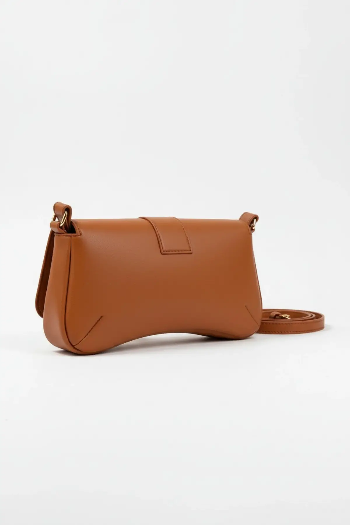 Sahra Önden Kilit Aksesuarlı Asimetrik Taba Cilt Kadın Omuz Çantası