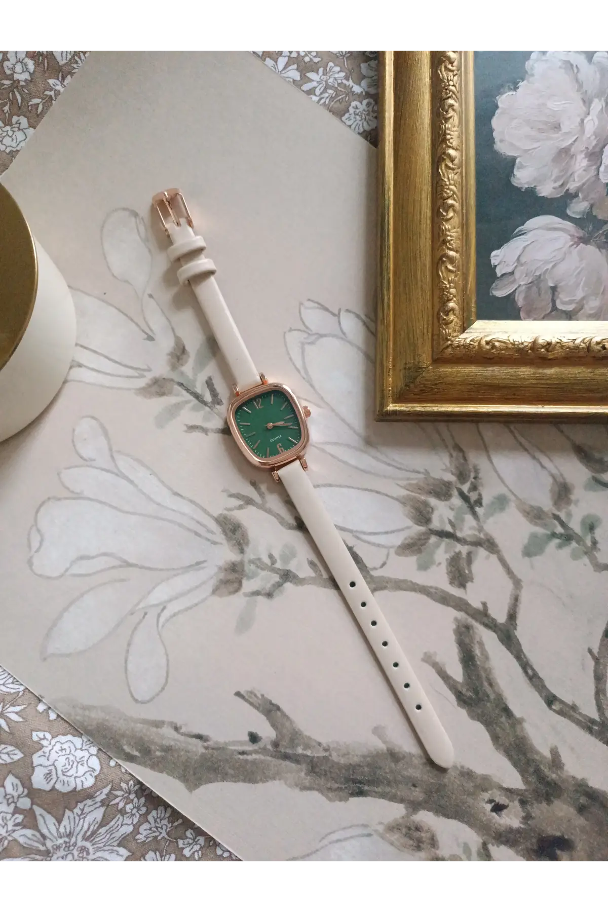 İsabelle Krem Deri Kordonlu Yeşil Kare Minimal Kadın Kol Saati