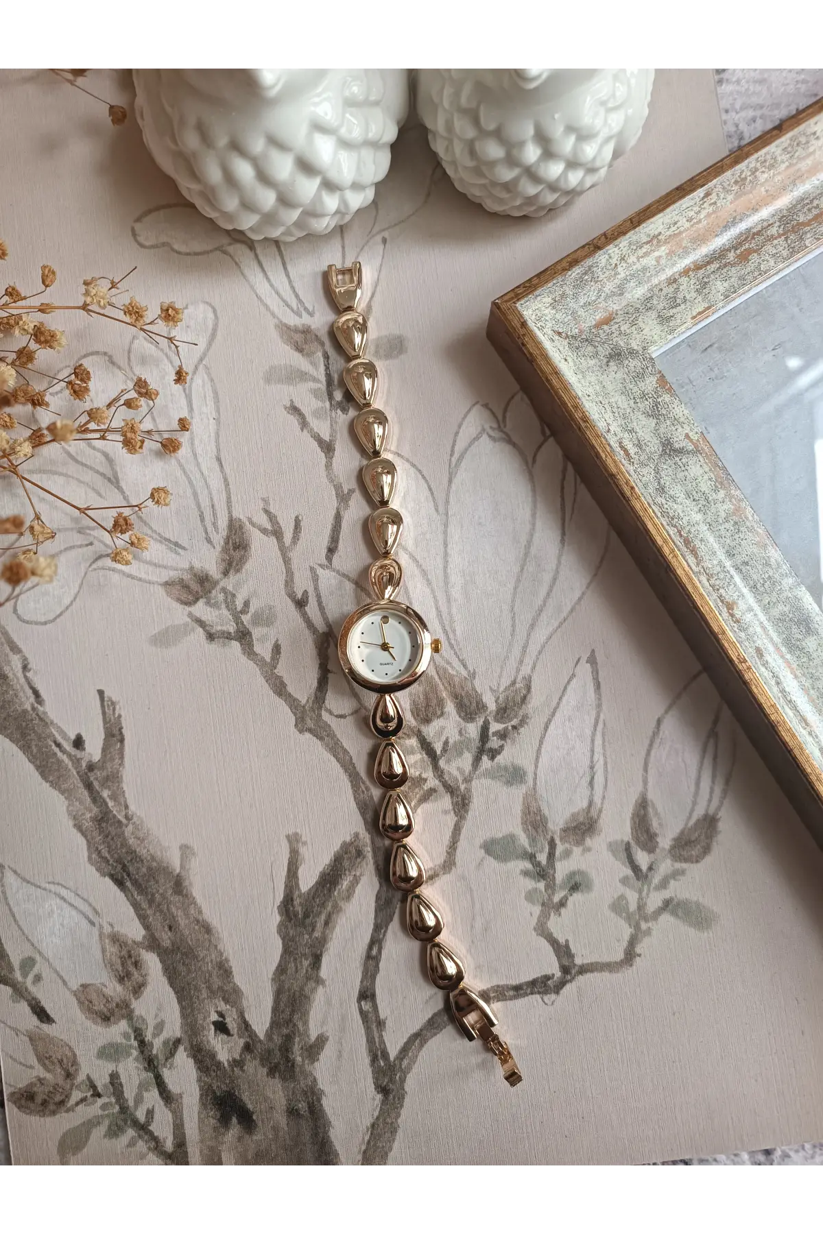 Riva Gold Damla Model Kordon Yuvarlak Beyaz Kadran Minimal Kadın Kol Saati