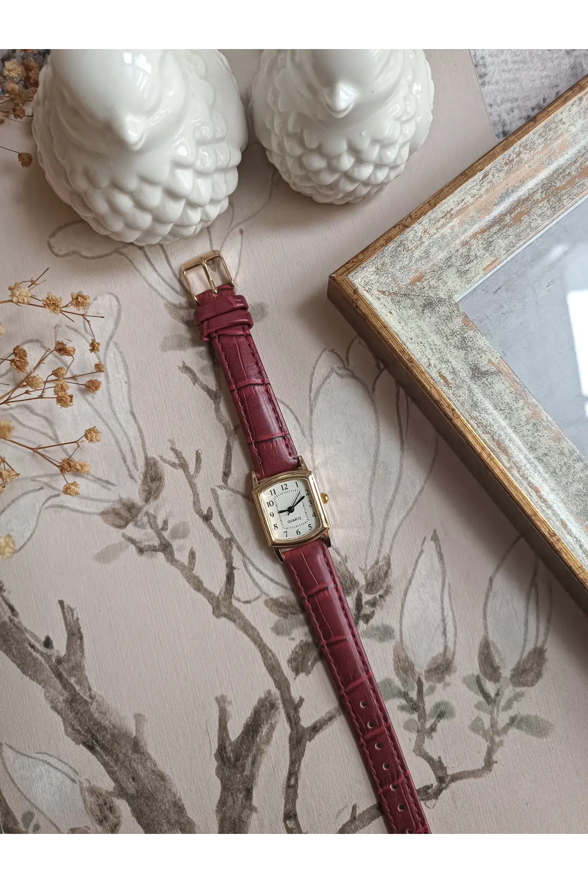 Elowen Bordo Kroko Deri Beyaz Kardan Kare Retro Kadın Kol Saati