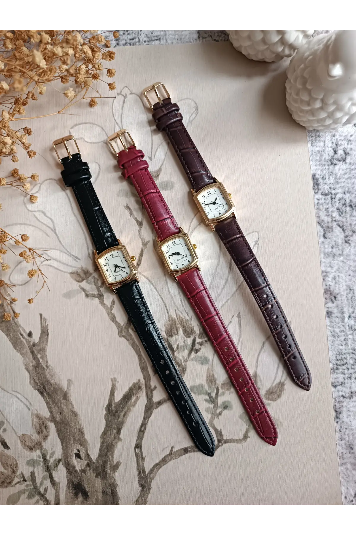 Elowen Bordo Kroko Deri Beyaz Kardan Kare Retro Kadın Kol Saati
