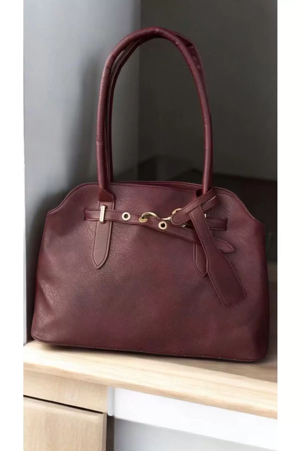 Elegante Bordo Kemer Detay Kadın Omuz Çantası
