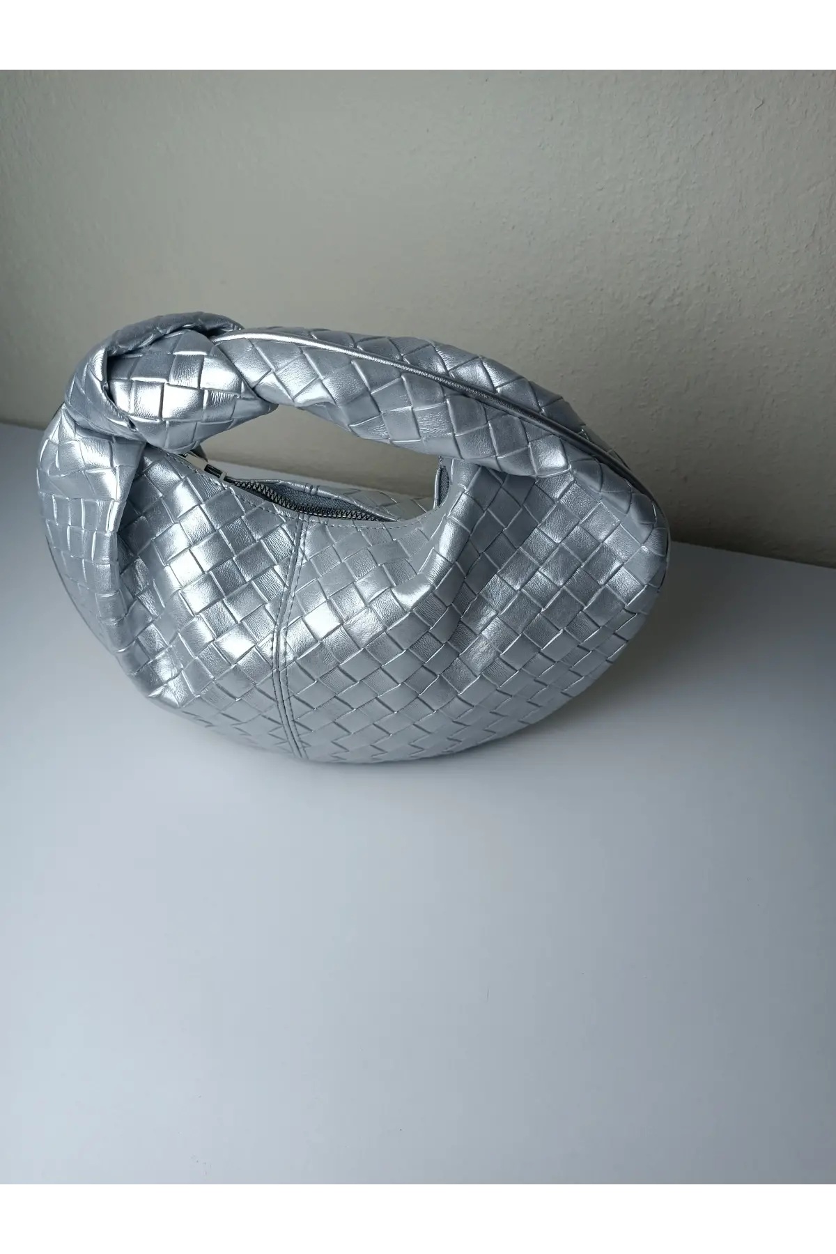 Helen Silver Knotted Knitted Pattern Womens Handbag