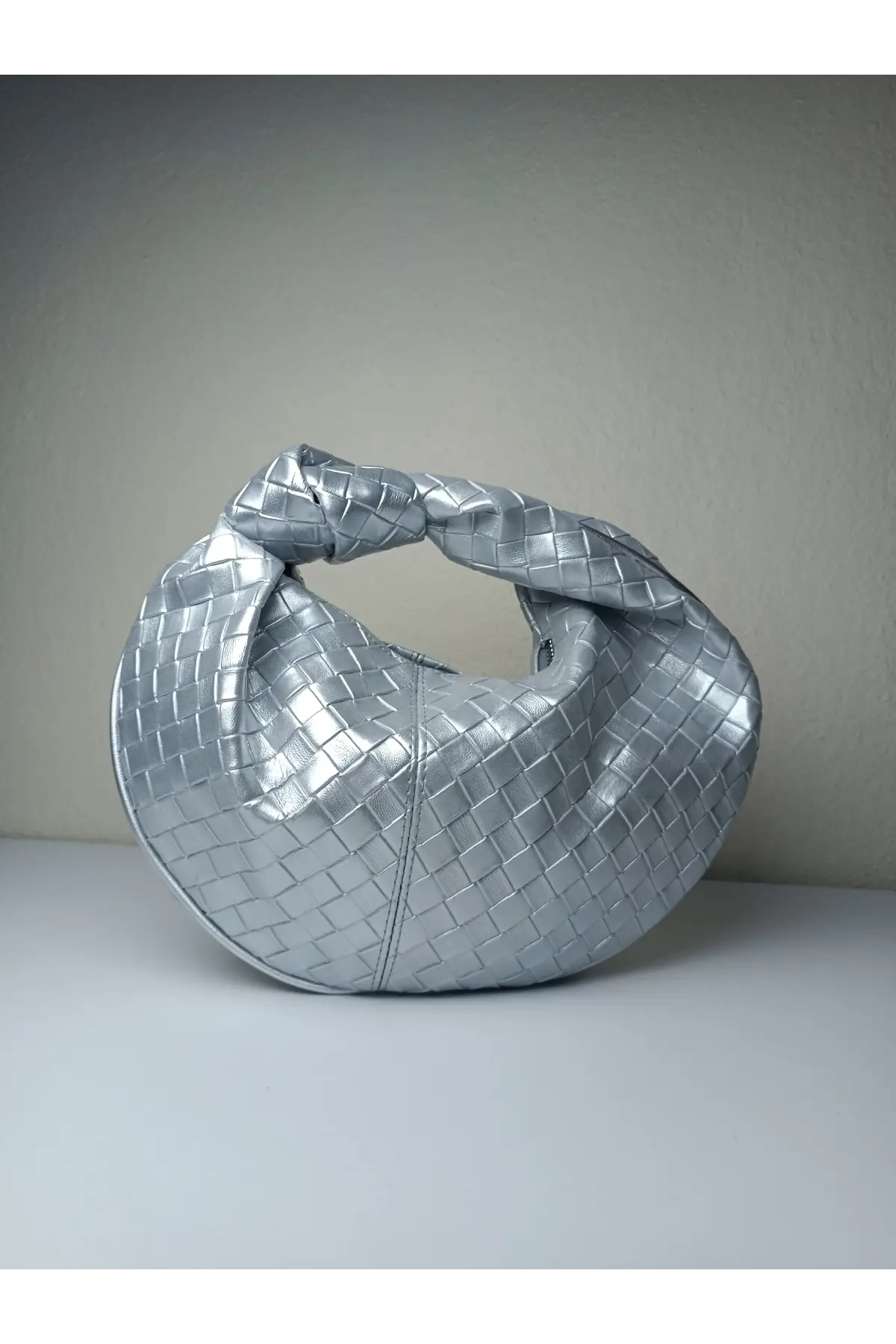 Helen Silver Knotted Knitted Pattern Womens Handbag