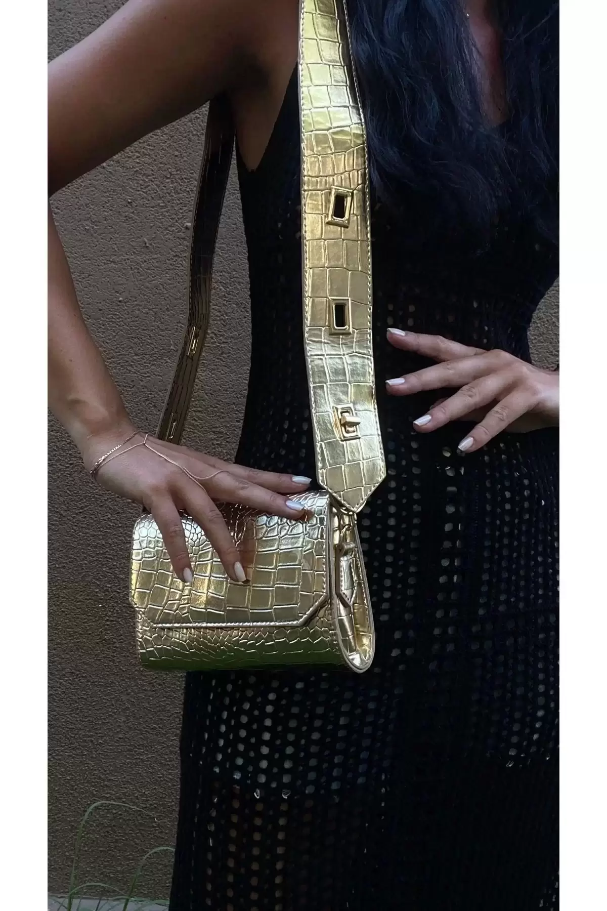 Ketty Gold Croco Kutu Formlu Kadın Omuz Çantası
