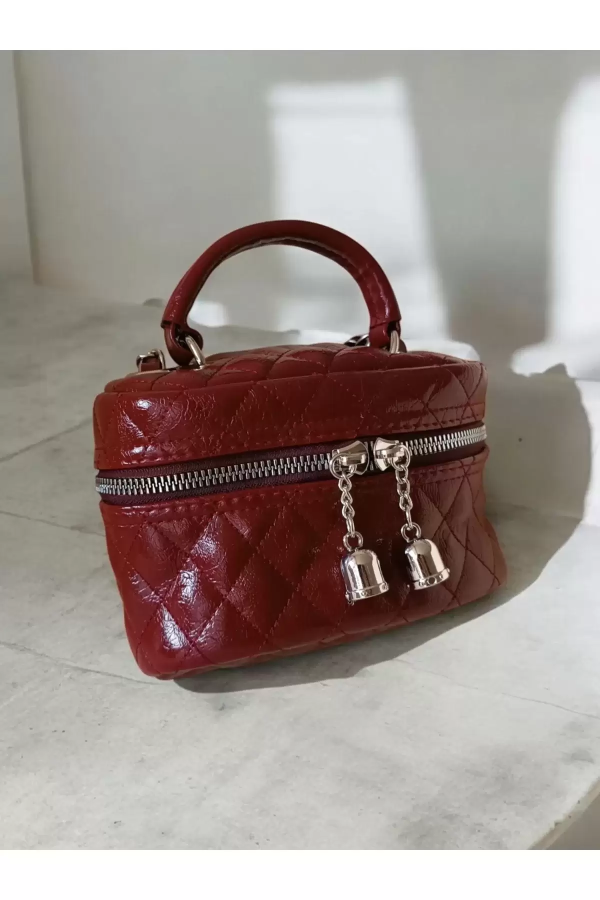 Leslie Bordo Rugan Kadın Kutu Omuz Çantası