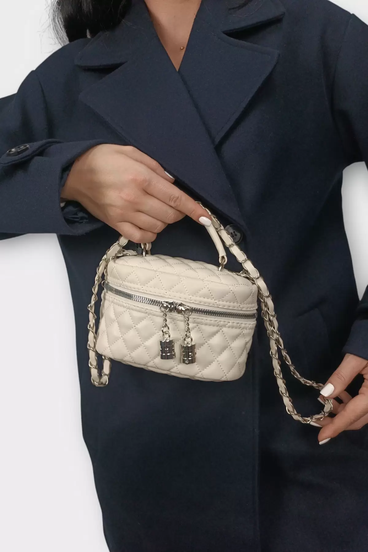 Leslie Krem Kapitone Desen Kadın Kutu Crossbody Bag