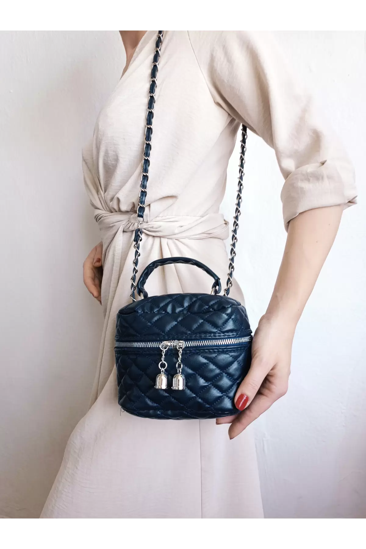 Leslie Navy Blue Quilted Pattern Box Model Womens Shoulder Bag