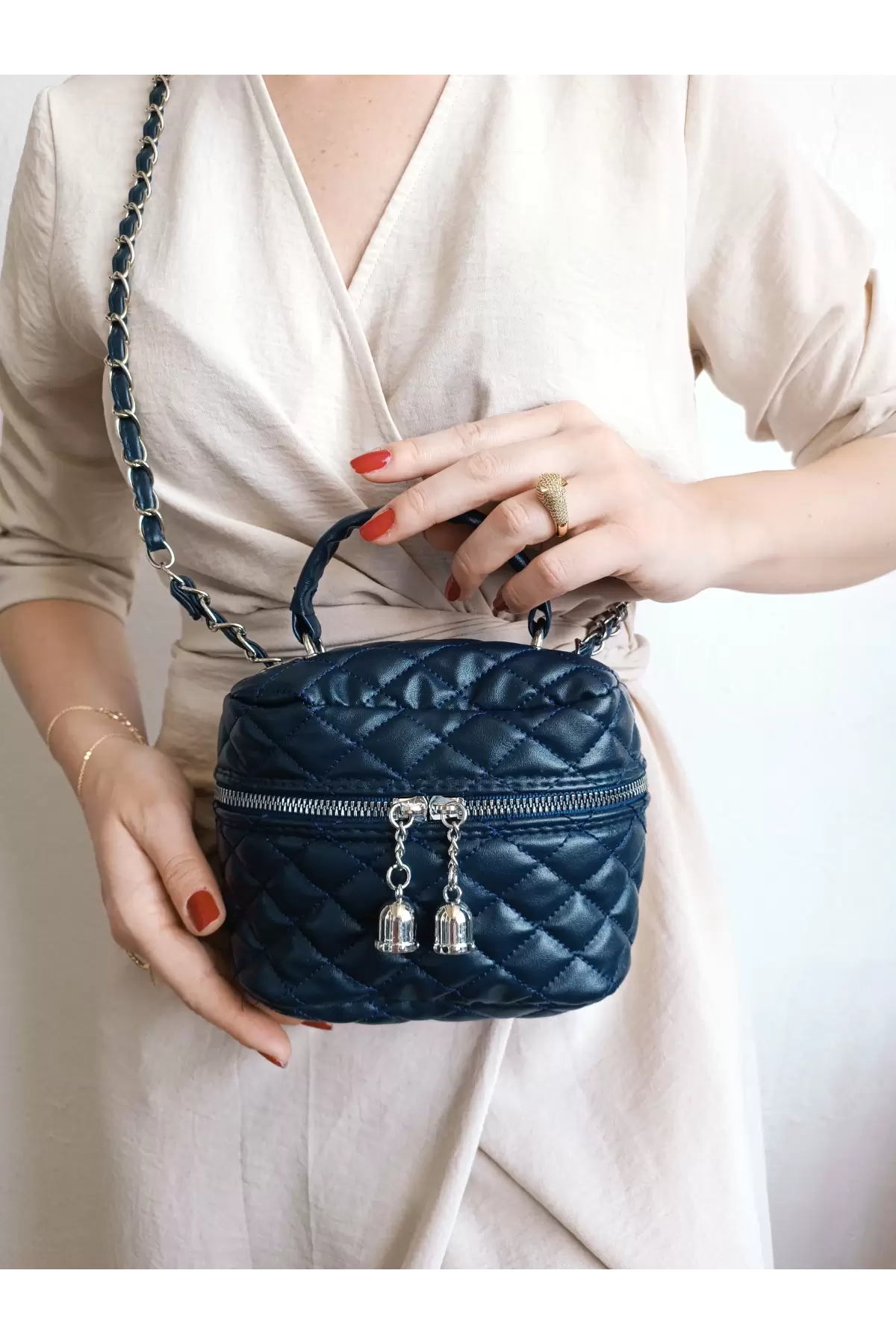 Leslie Navy Blue Quilted Pattern Box Model Womens Shoulder Bag