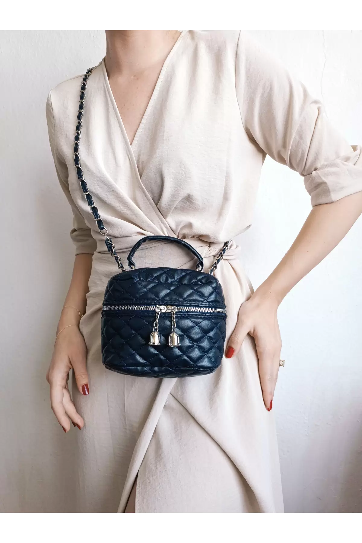 Leslie Navy Blue Quilted Pattern Box Model Womens Shoulder Bag