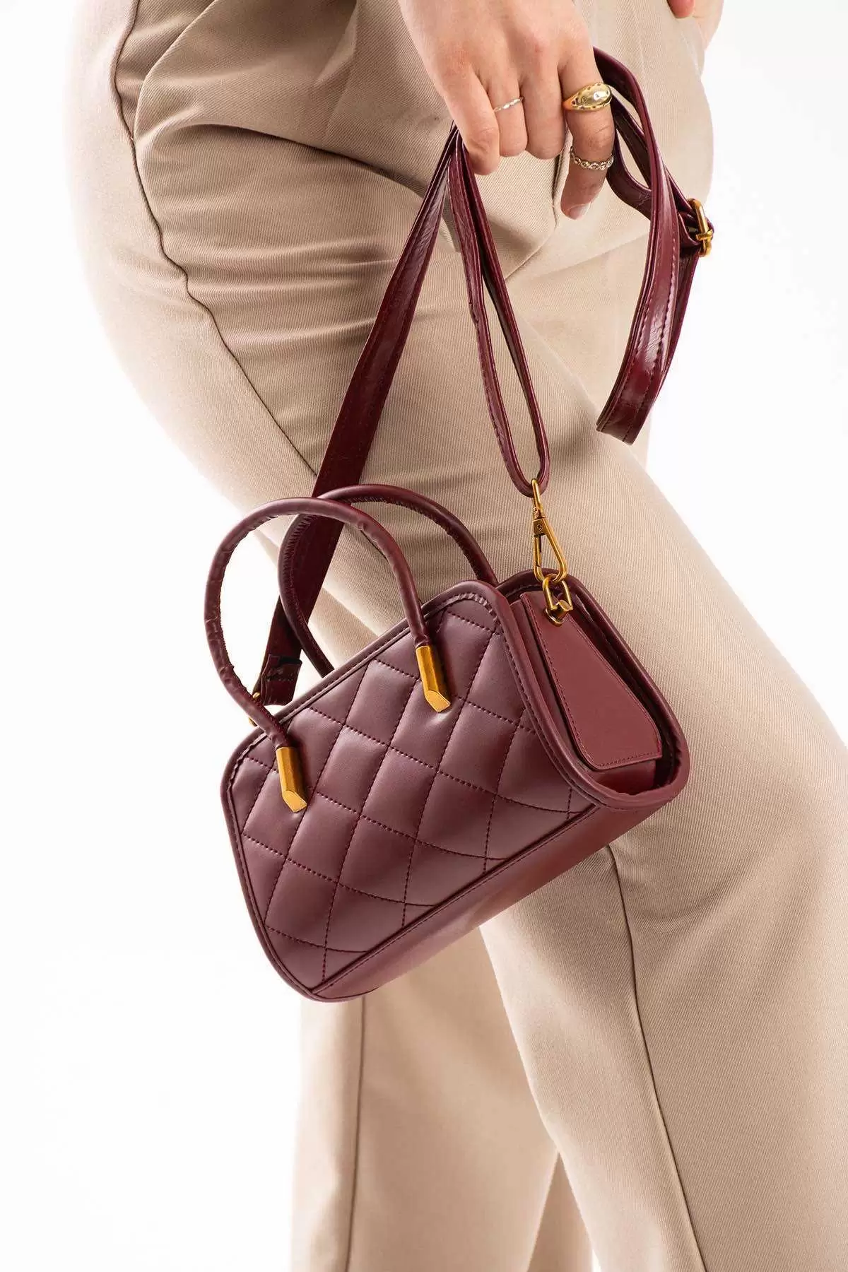 Luna Claret Red Cross-Strap Womens Shoulder Bag with Sewing Accessories