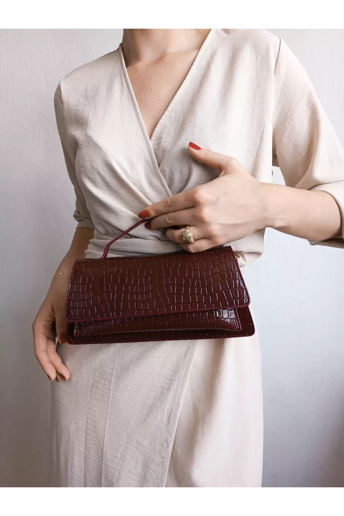 Matisse Claret Red Crocodile Wallet Type Cross Strap Womens Shoulder Bag