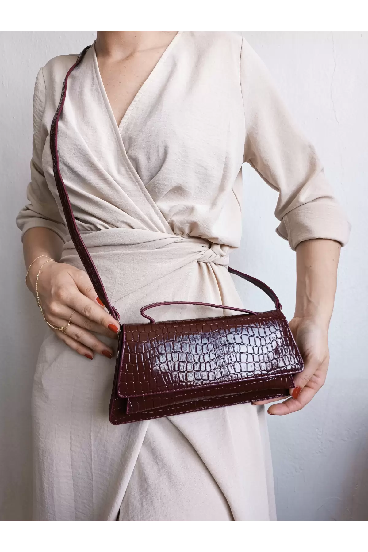 Matisse Claret Red Crocodile Wallet Type Cross Strap Womens Shoulder Bag