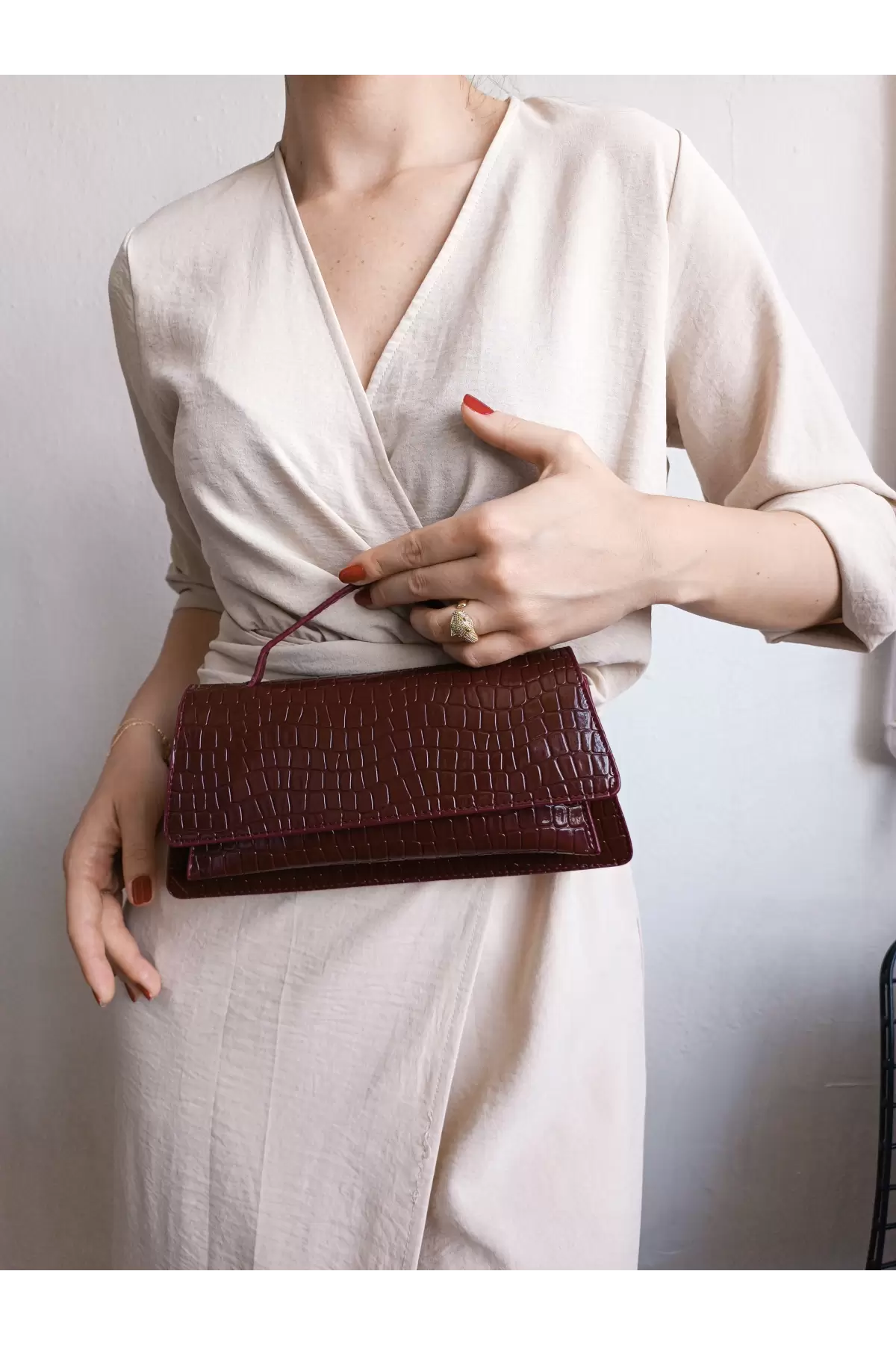 Matisse Claret Red Crocodile Wallet Type Cross Strap Womens Shoulder Bag