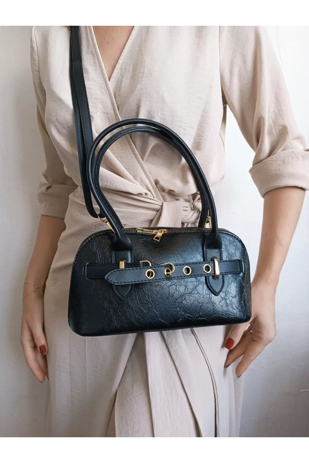 Princess Black Wrinkled Skin Baguette Womens Shoulder Bag