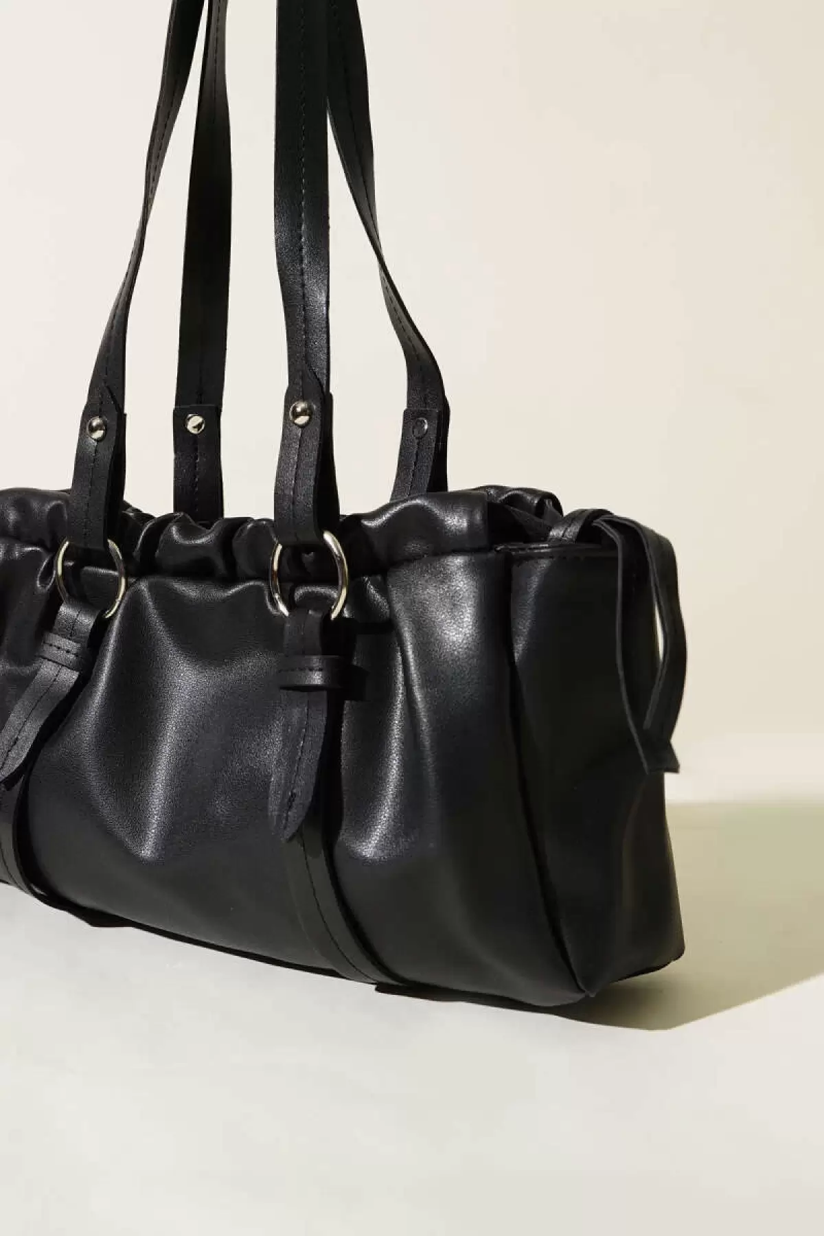 Rhea Black Drawstring Model Bowling Womens Shoulder Bag