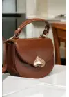 Baisse Tan Womens Handbag and Shoulder Bag with Drop Buckle