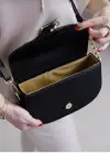 Gloria Siyah Önden Toka Detaylı Kutu Cilt Trend Kadın Omuz Çantası