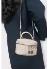 Leslie Krem Kapitone Desen Kadın Kutu Crossbody Bag