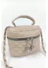 Leslie Vizon Kapitone Desen Kadın Kutu Crossbody Bag
