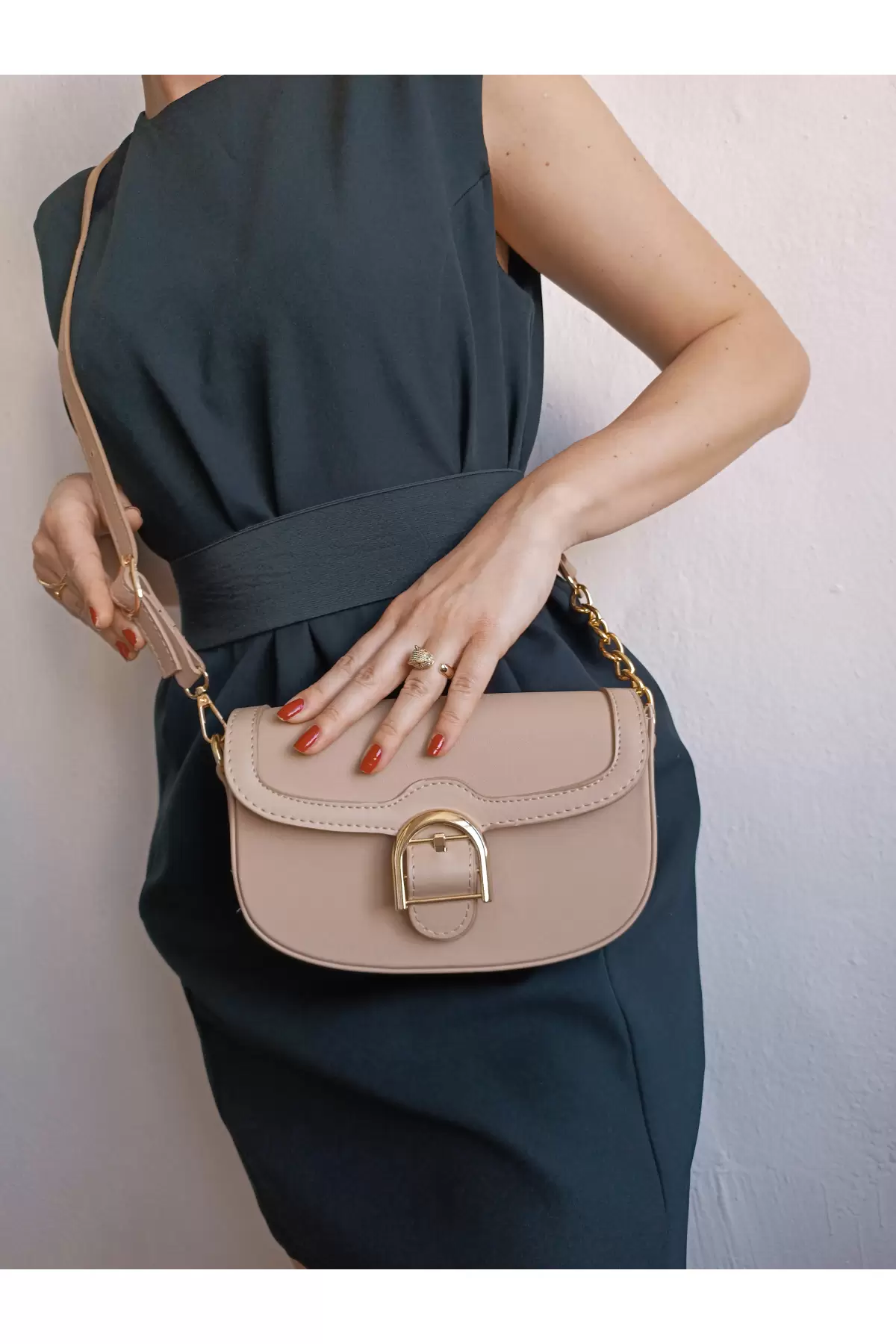 Gloria Mink Front Buckle Detailed Box Skin Trend Womens Shoulder Bag