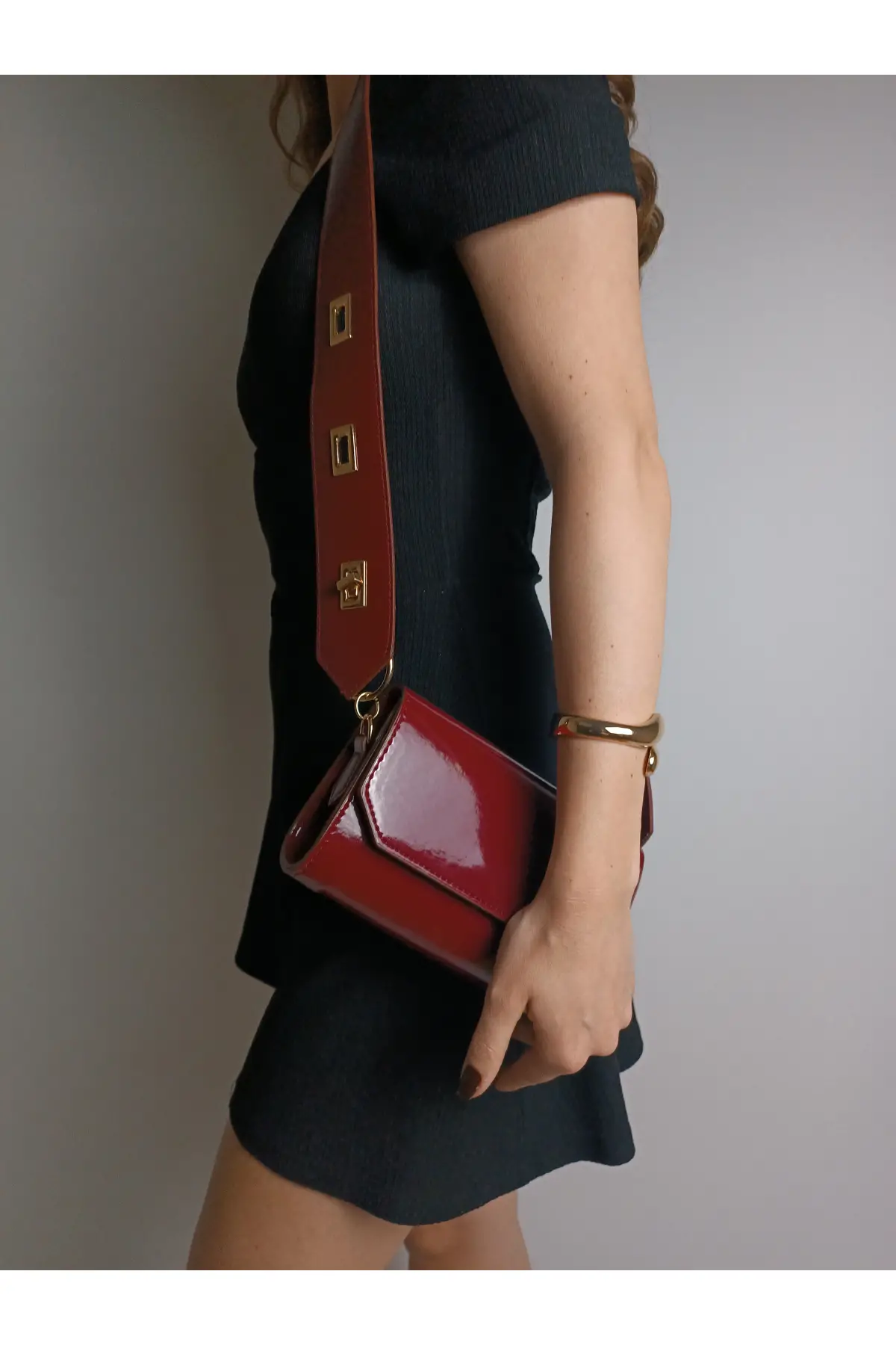 Ketty Claret Red Shiny Patent Leather Box Form Womens Shoulder Bag