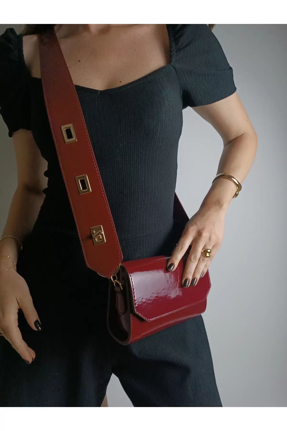 Ketty Claret Red Shiny Patent Leather Box Form Womens Shoulder Bag