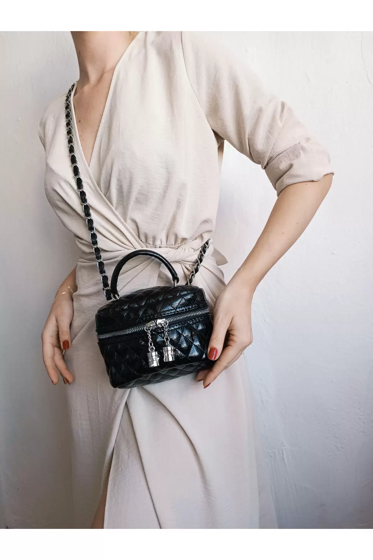 Leslie Black Patent Leather Womens Box Shoulder Bag