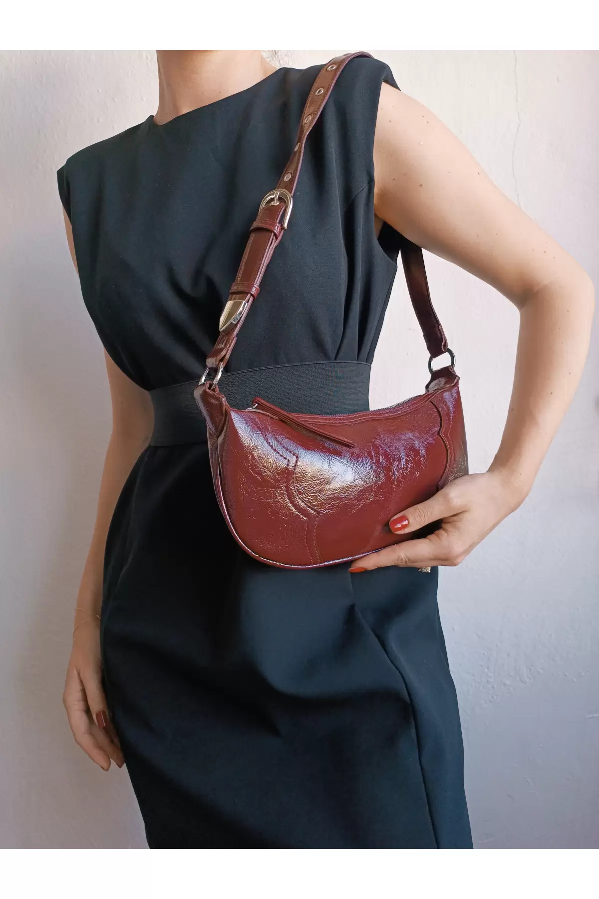 Lisa Claret Red Patent Leather Design Baguette Womens Shoulder Bag