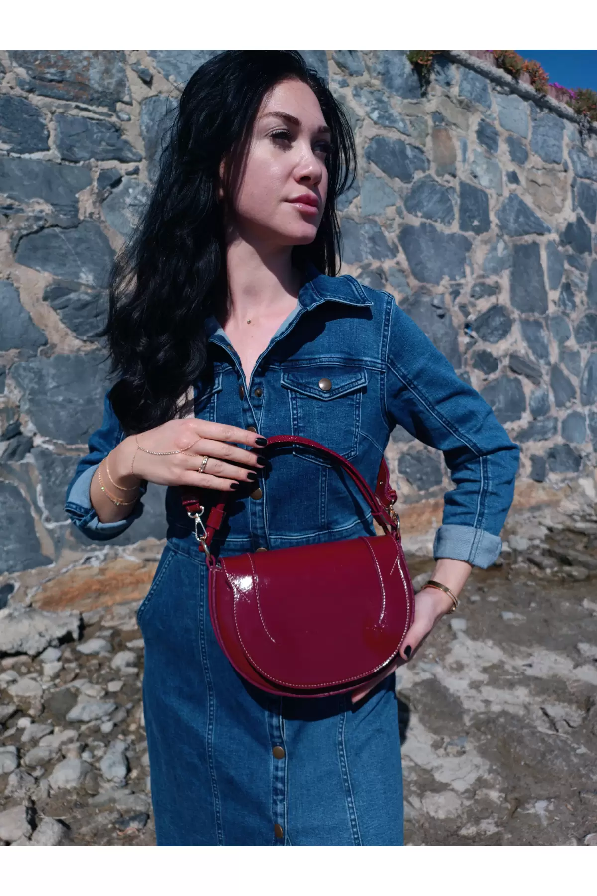 Medusa Bordo Kırışık Cilt Kontrast Dikişli Kolon Askılı Kadın Omuz Çantası