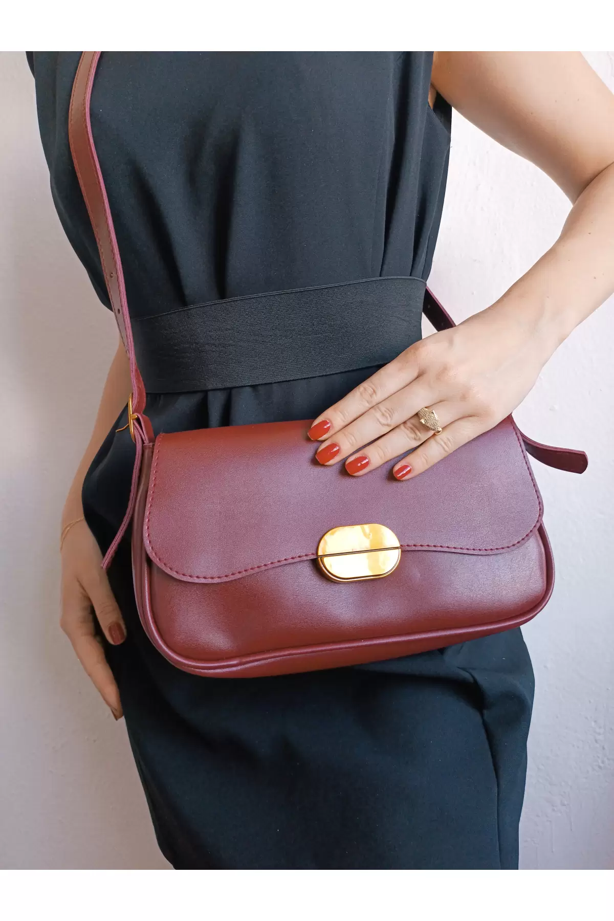 Mina Claret Red Soft Leather Design Lock Double Strap Womens Shoulder Bag