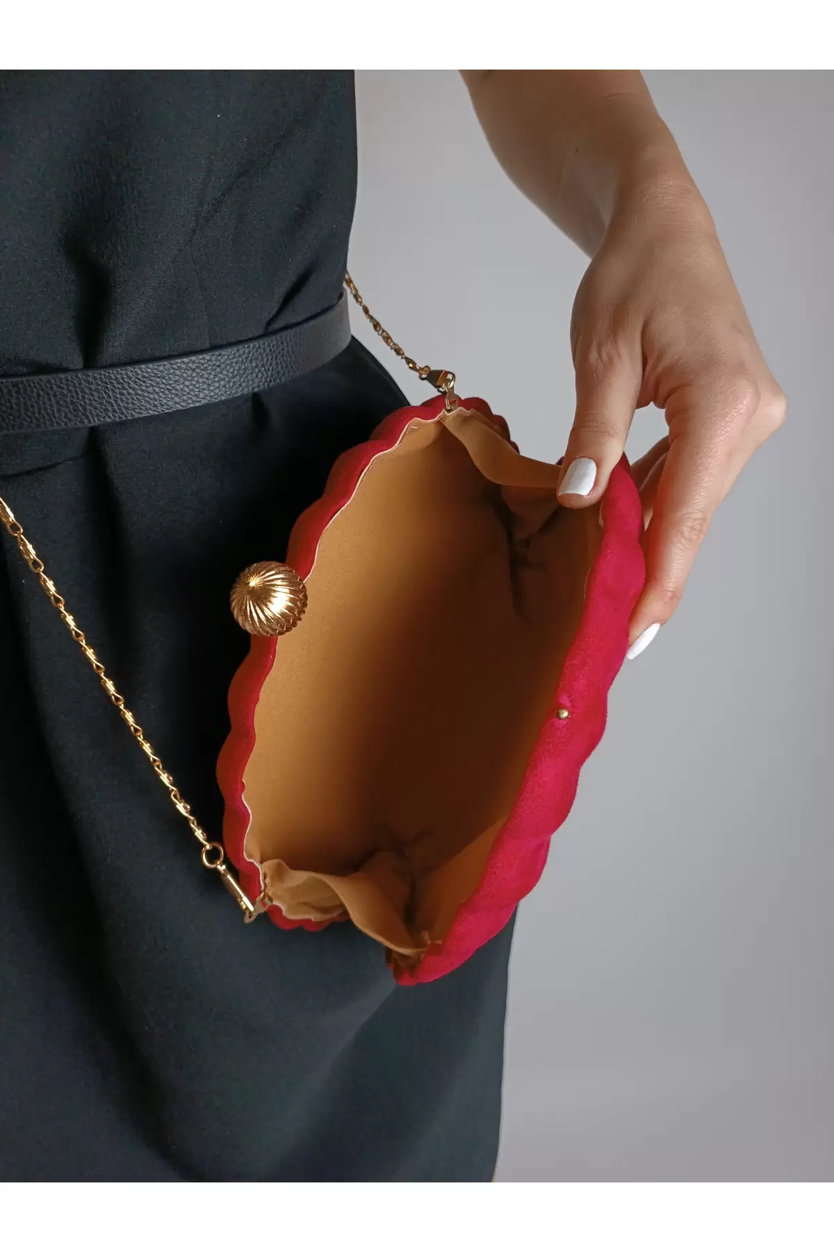Rosalie Kırmızı Nubuk Deniz Kabuğu Model Zincir Askılı Dokulu Clutch Abiye Portföy Çanta
