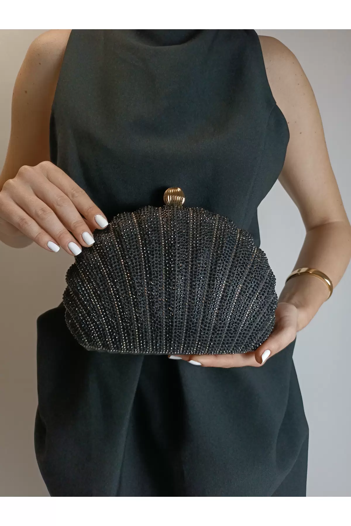 Rosalie Black Stoned Shell Model Chain Strap Textured Clutch Evening Dress Portfolio Bag