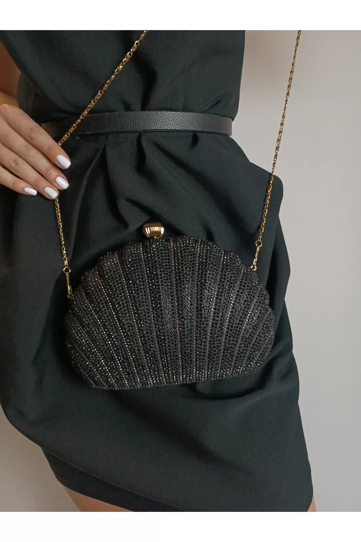 Rosalie Black Stoned Shell Model Chain Strap Textured Clutch Evening Dress Portfolio Bag