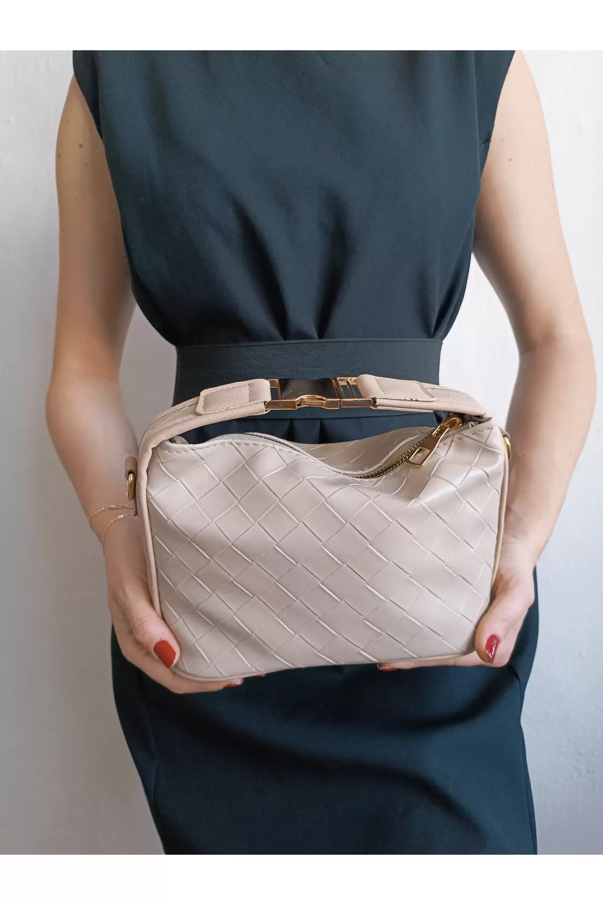 Toile Mink Knit Pattern Lock Handle Womens Hand Shoulder Bag