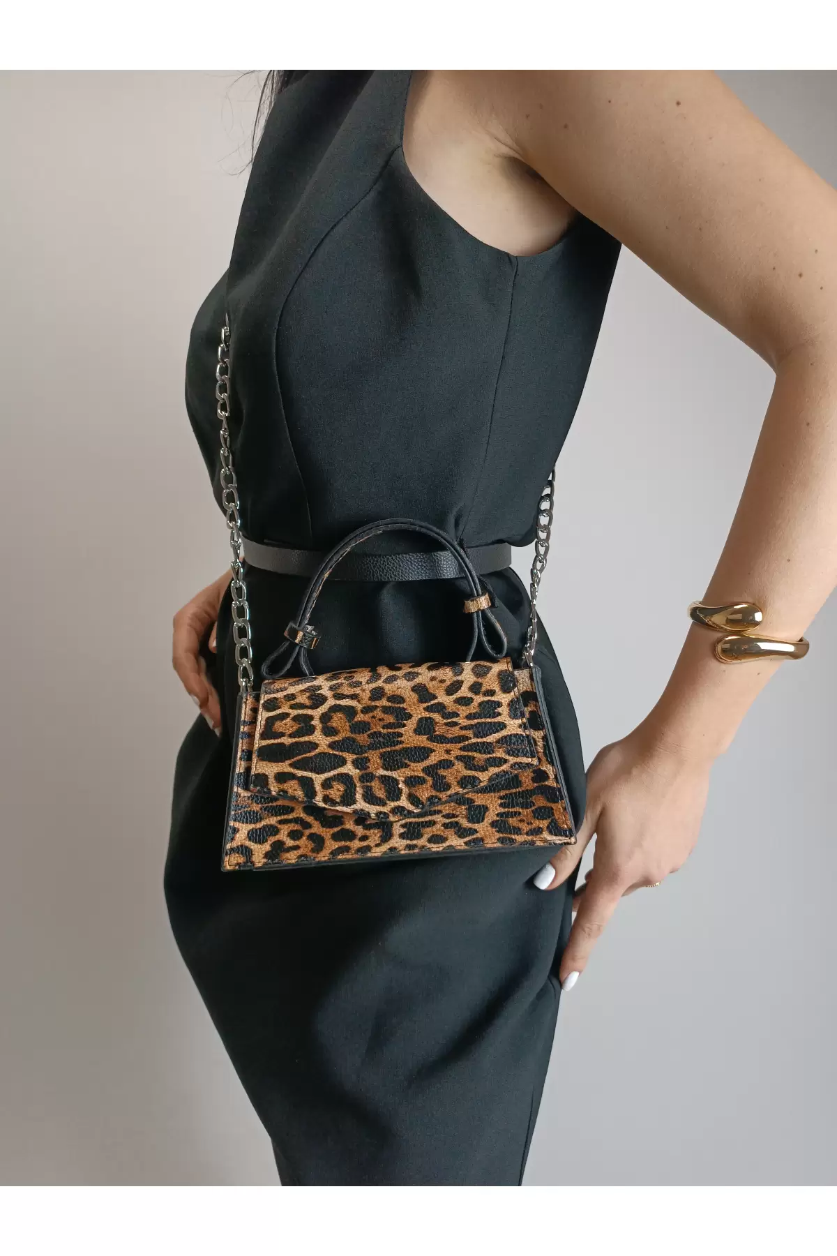 Zeus Leopard Pattern Chain Strap Womens Handbag and Shoulder Bag