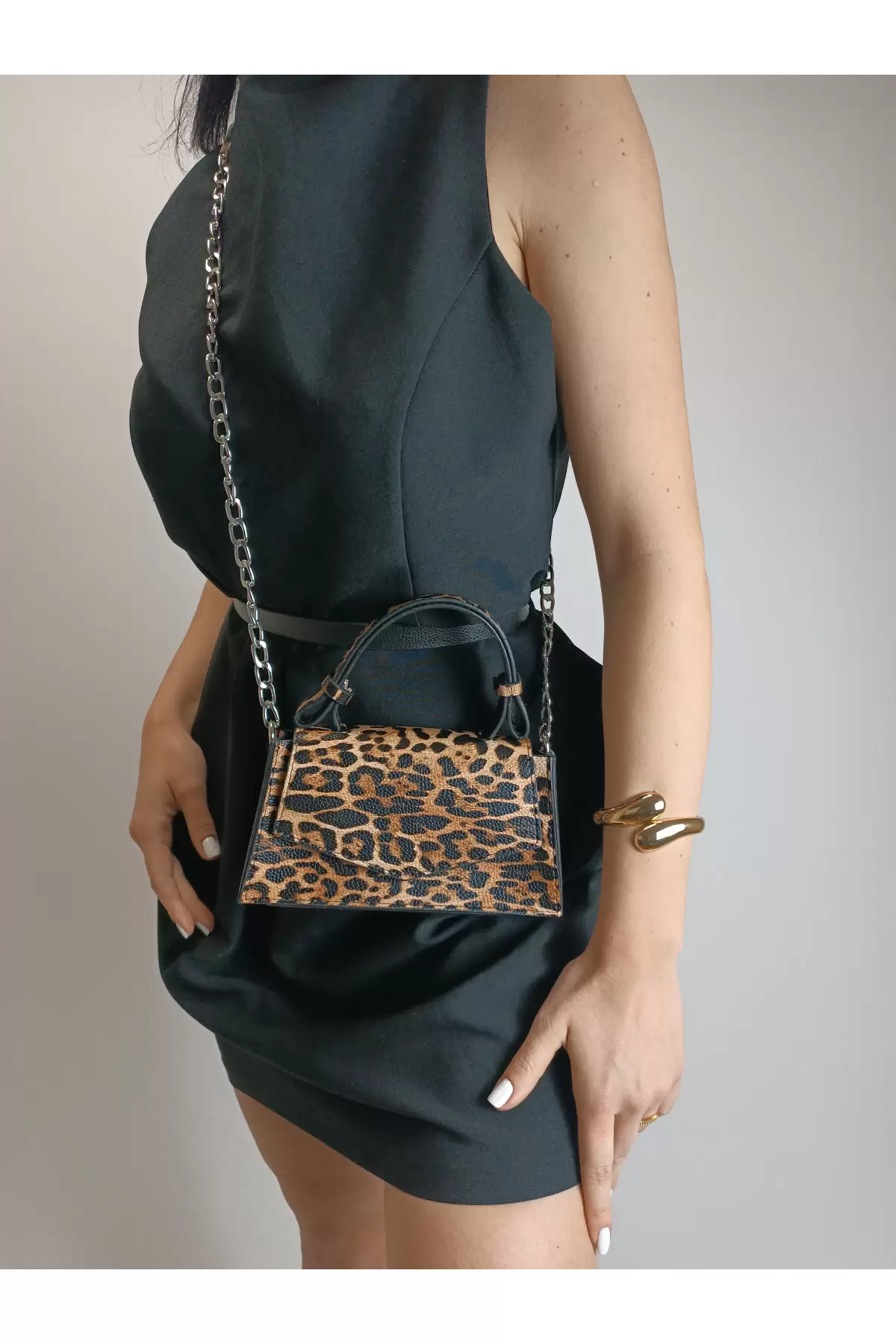 Zeus Leopard Pattern Chain Strap Womens Handbag and Shoulder Bag