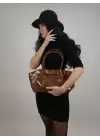 Celina Taba Kırışık Deri Kilit Detay Büyük Boy Kadın Omuz Çantası
