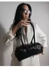 Lidya Siyah Parlak Kemer Detay Tasarım Kadın Omuz Çantası