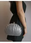 Rosalie Gümüş Taşlı Deniz Kabuğu Model Zincir Askılı Dokulu Clutch Abiye Portföy Çanta