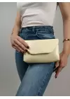 Suffle Sarı Zincir Askılı Kadın Omuz Çantası