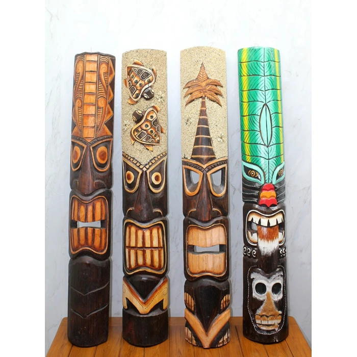 Ahşap Duvara Asmalı Maske 1 Metre