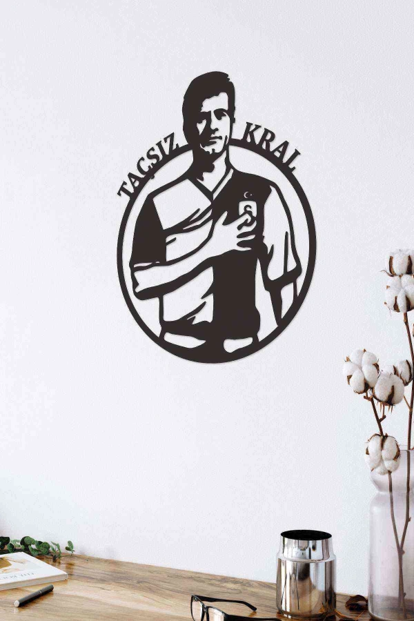 Metin Oktay Taçsız Kral Duvar Tablosu Siyah Ahşap Lazer Mdf