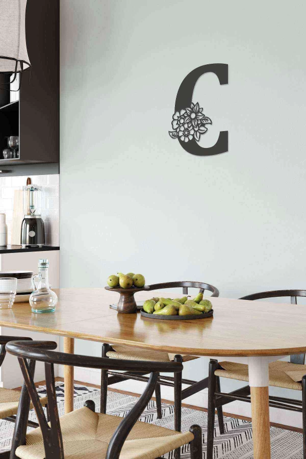 C Harfi Tag Duvar Tablosu Siyah Ahşap Lazer Mdf