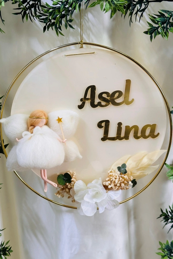 Pleksi Keçe Peri Bebek Kapı Süsü İsimlik Çemberli Makrome 30x30 cm